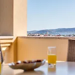 Апартаменти Dina *